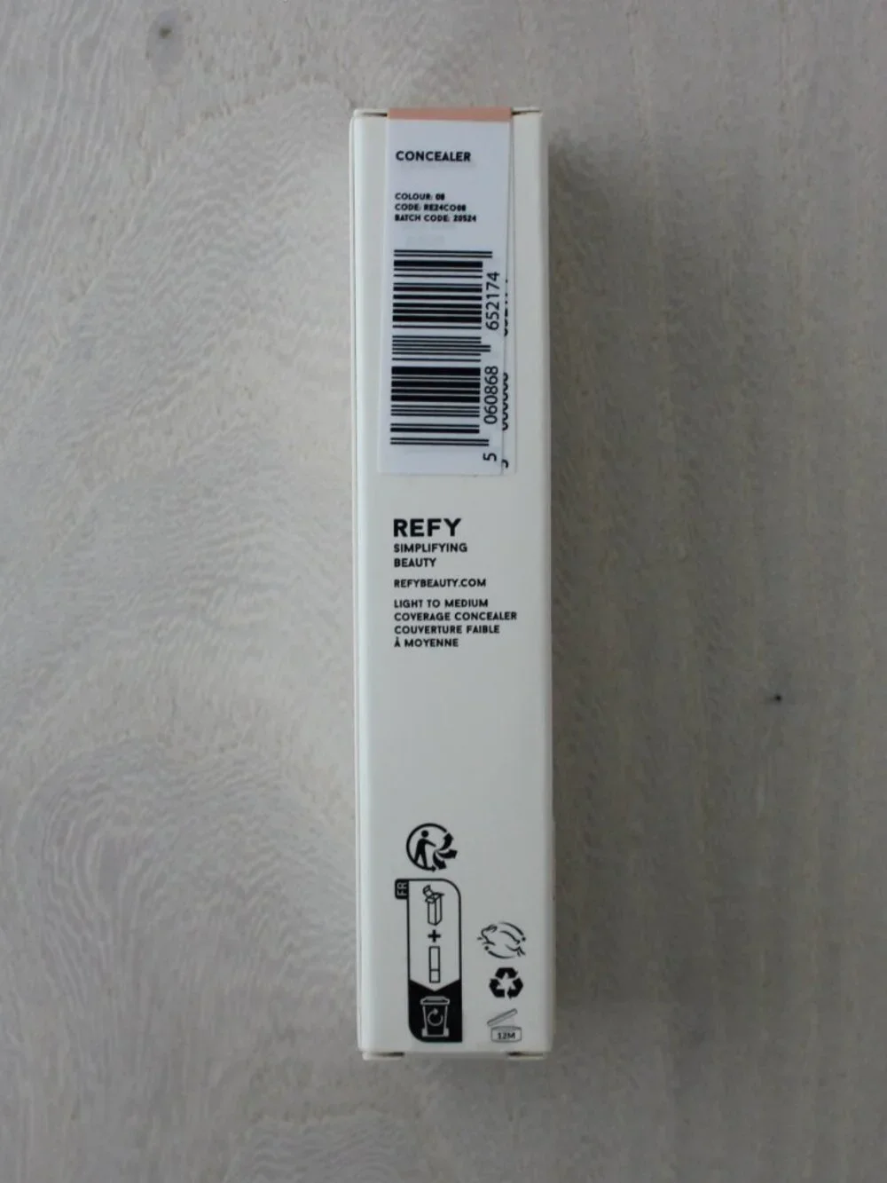 NEW Refy Beauty Hydrating Concealer Makeup in Shade 08 W, 0.15 fl oz or 4.5 mL